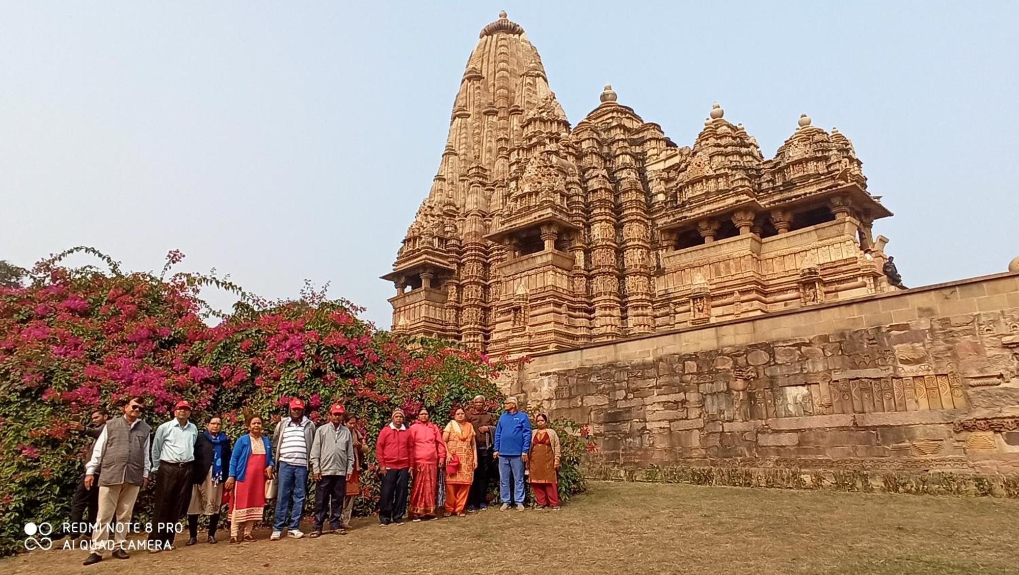 Abhiram Homestay Khajurāho Dış mekan fotoğraf