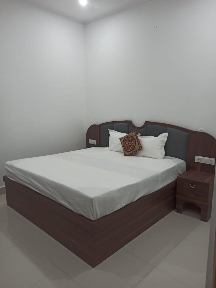 Abhiram Homestay Khajurāho Dış mekan fotoğraf